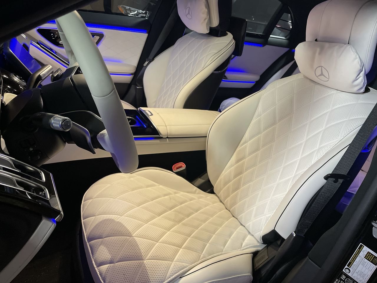 New 2023 Obsidian Black Mercedes-Benz S 580 4MATIC image 21