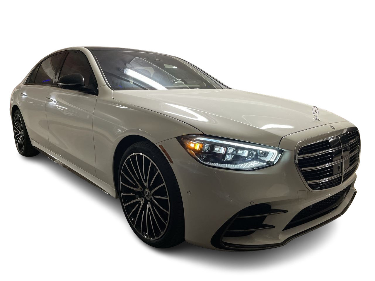 New 2023 MANUFAKTUR Diamond White Mercedes-Benz S 580 4MATIC image 17