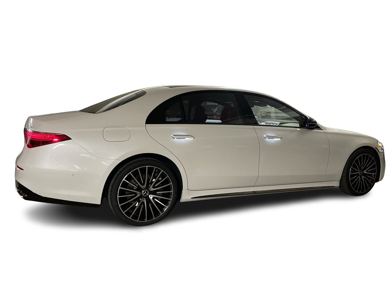 New 2023 MANUFAKTUR Diamond White Mercedes-Benz S 580 4MATIC image 14