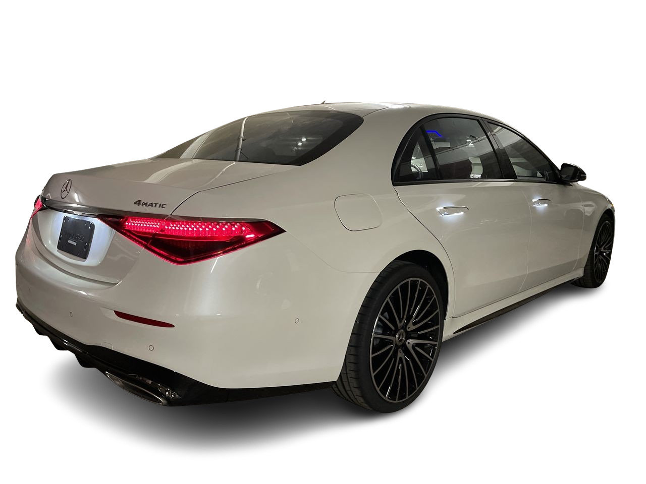 New 2023 MANUFAKTUR Diamond White Mercedes-Benz S 580 4MATIC image 13