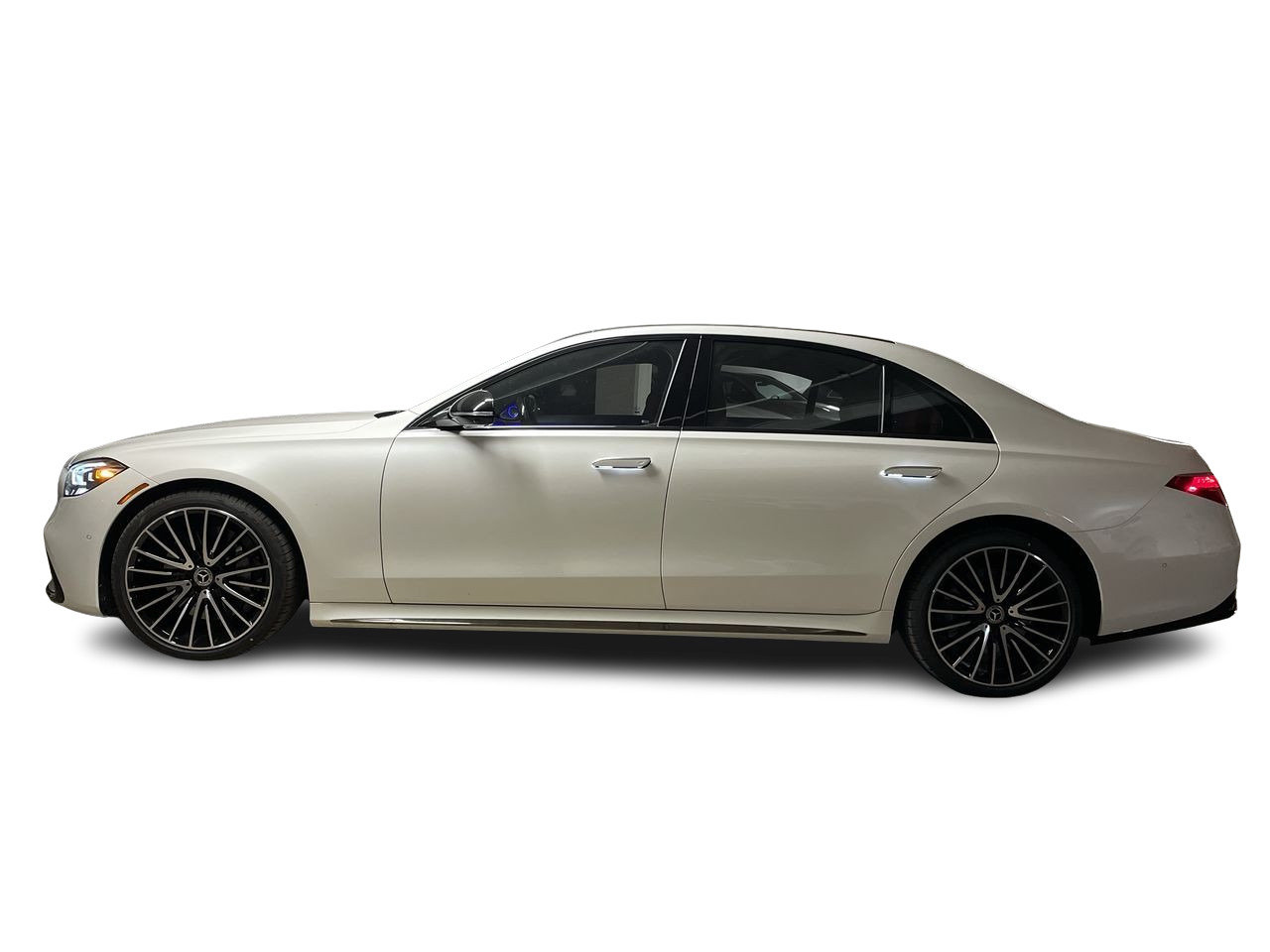 New 2023 MANUFAKTUR Diamond White Mercedes-Benz S 580 4MATIC image 7