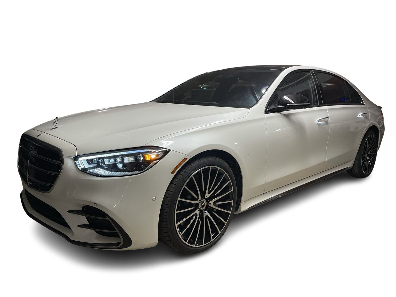 New 2023 MANUFAKTUR Diamond White Mercedes-Benz S 580 4MATIC image 5