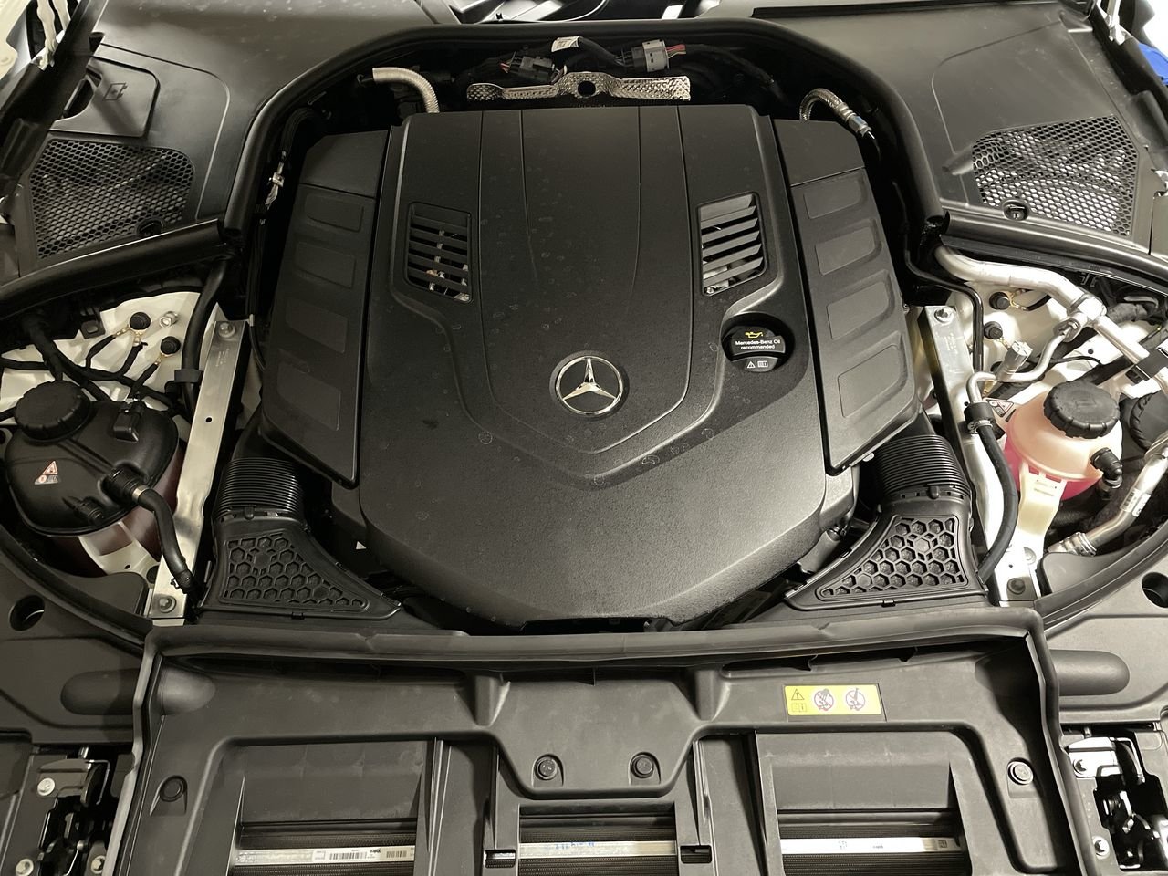 New 2023 MANUFAKTUR Diamond White Mercedes-Benz S 580 4MATIC image 20