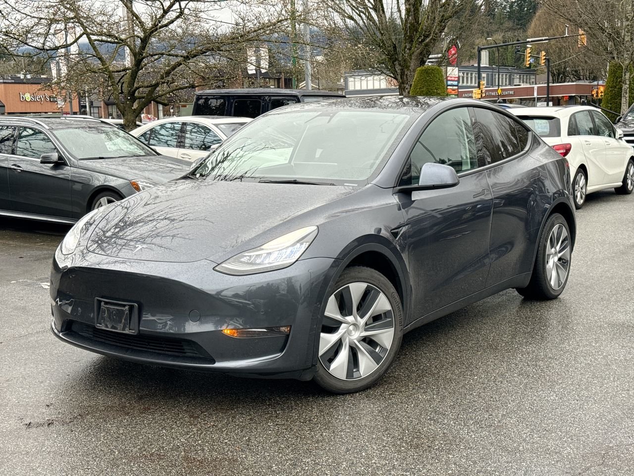 2022 Tesla Model Y Long Range AWD