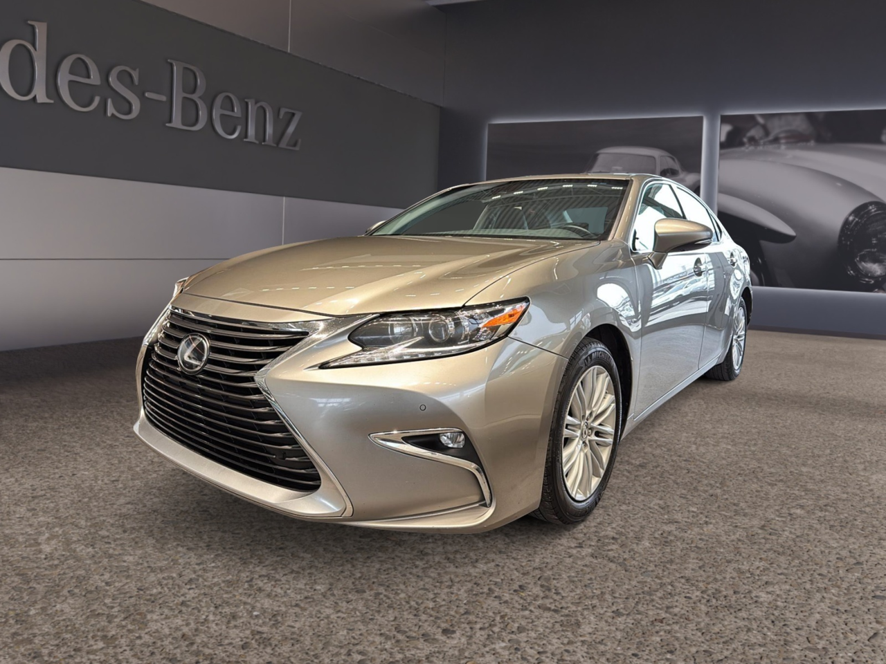 Atomic silver 2017 Lexus ES 350 FWD Sedan Front-Wheel Drive Automatic