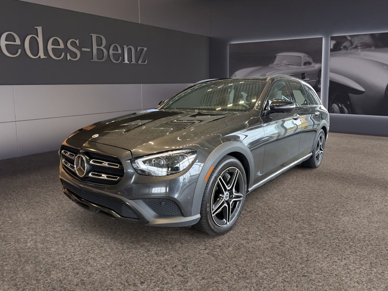 Gray (Graphite grey metallic) 2022 Mercedes-Benz E-Class All-Terrain Wagon All-Wheel Drive Automatic