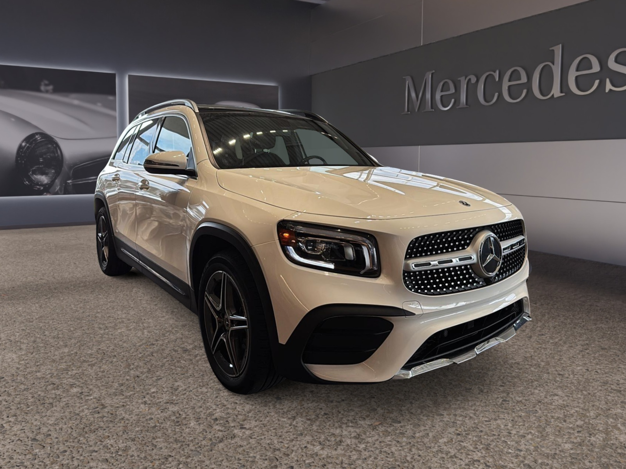 2023 Mercedes-Benz GLB
