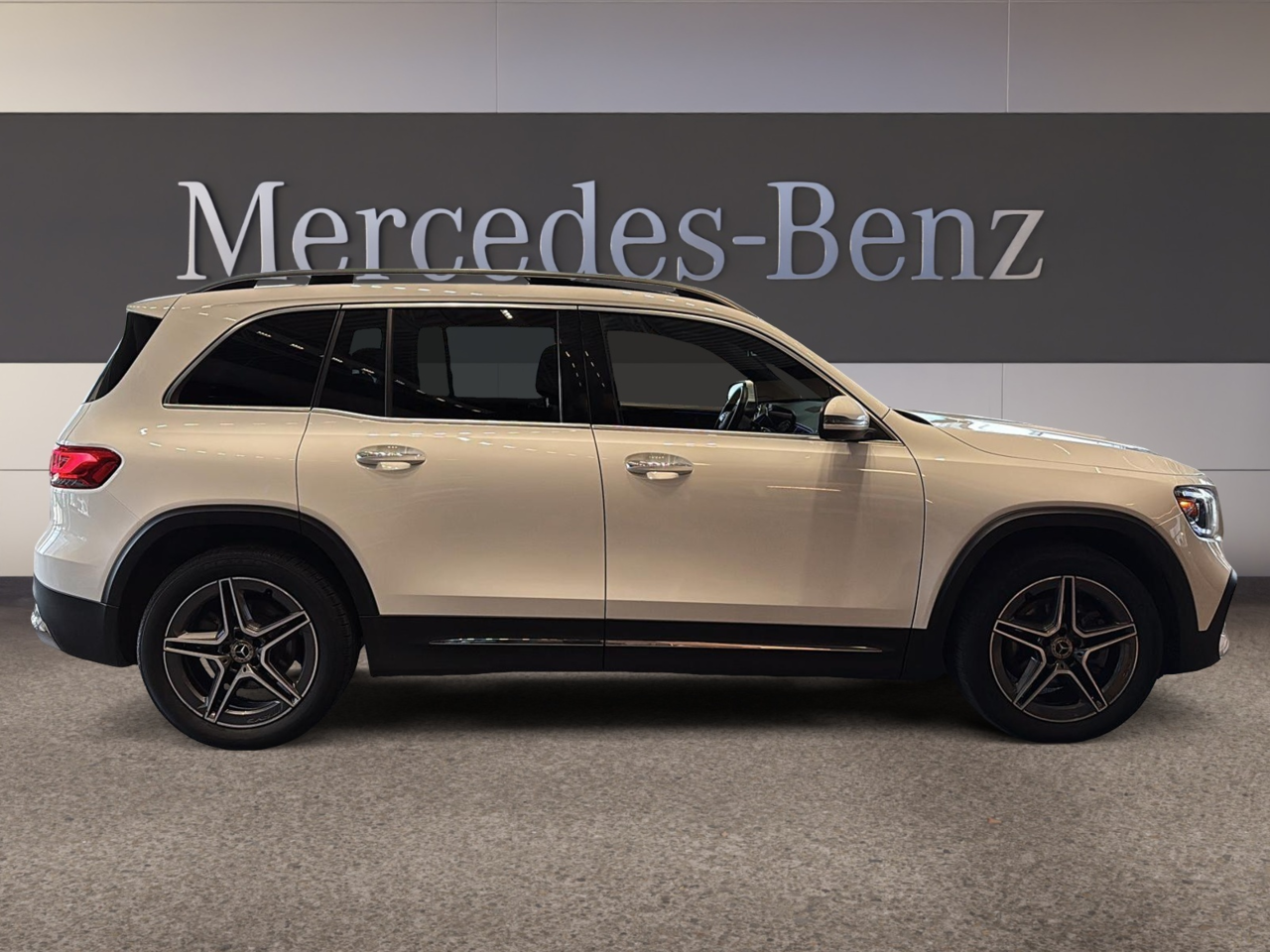 2023 Mercedes-Benz GLB