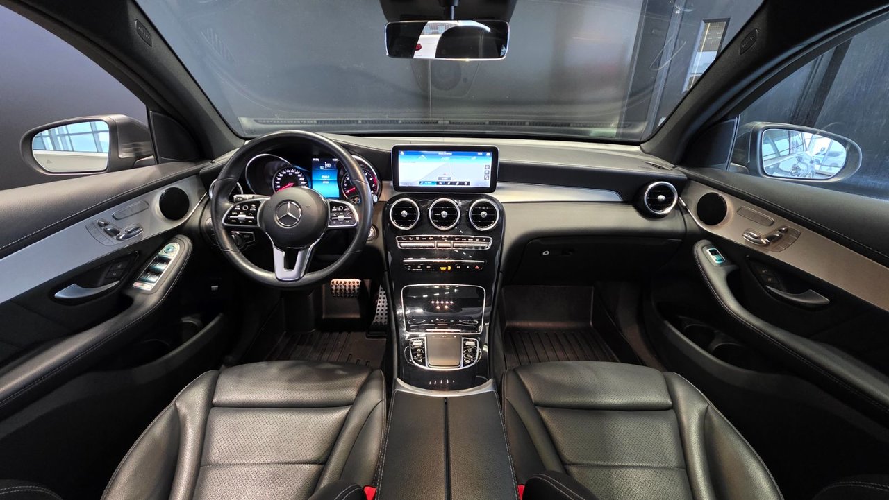 2023 Mercedes-Benz GLC