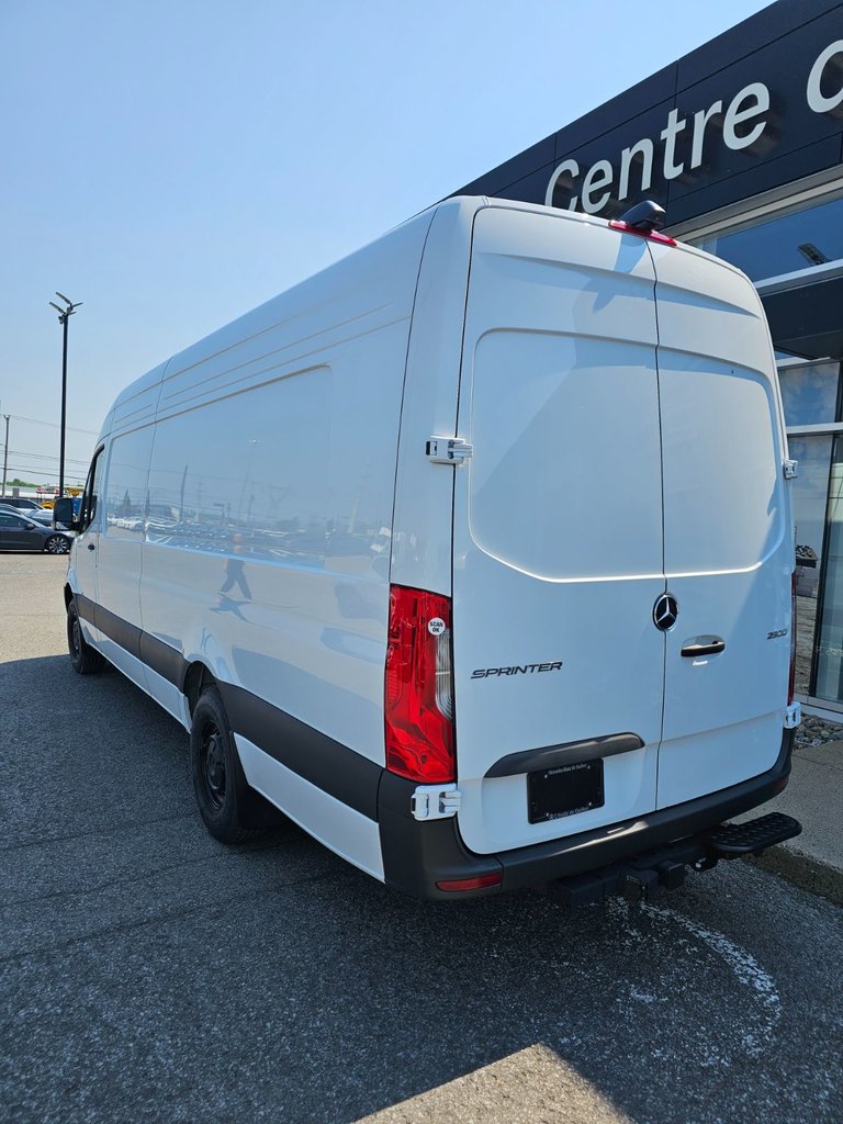 2026 Mercedes-Benz Sprinter