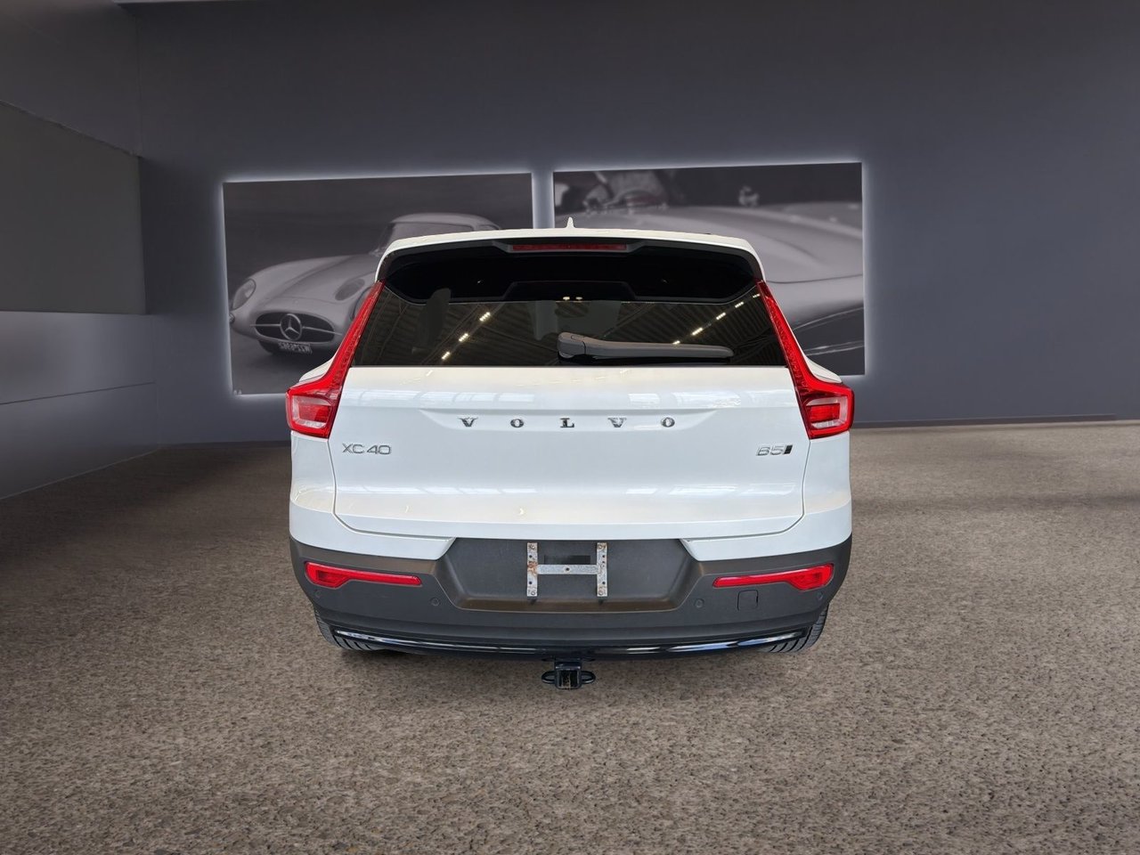 2023 Volvo XC40