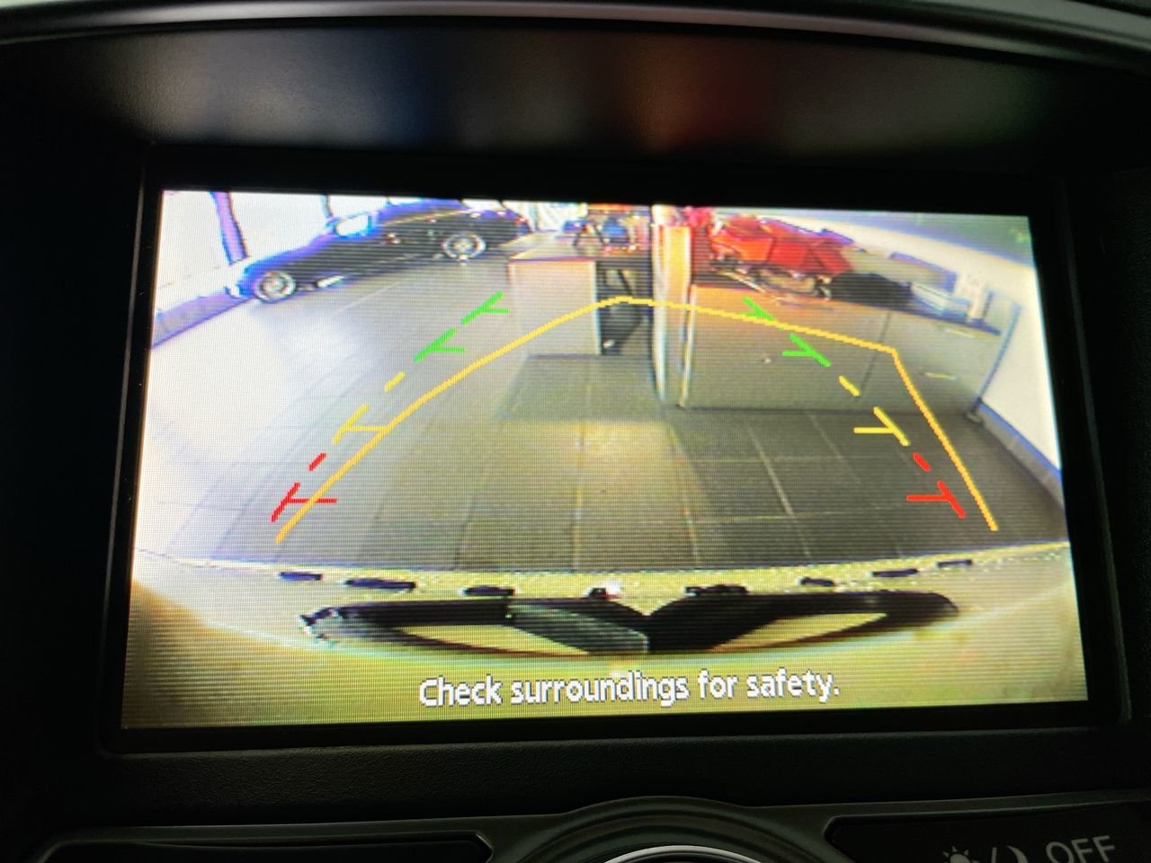 Used 2014 White INFINITI Coupe Premium Sport AWD image 25