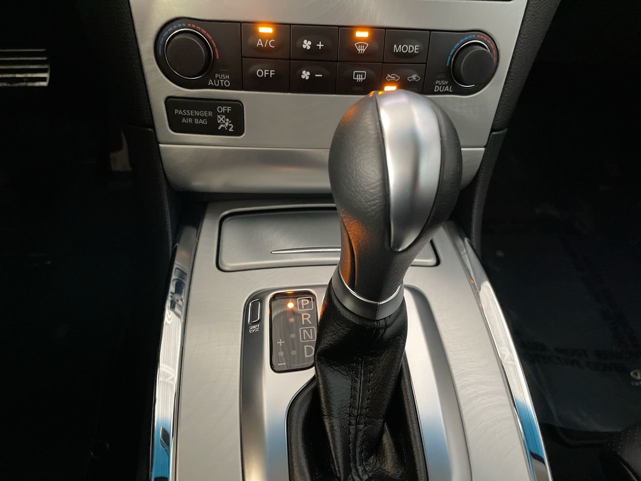 Used 2014 White INFINITI Coupe Premium Sport AWD image 27