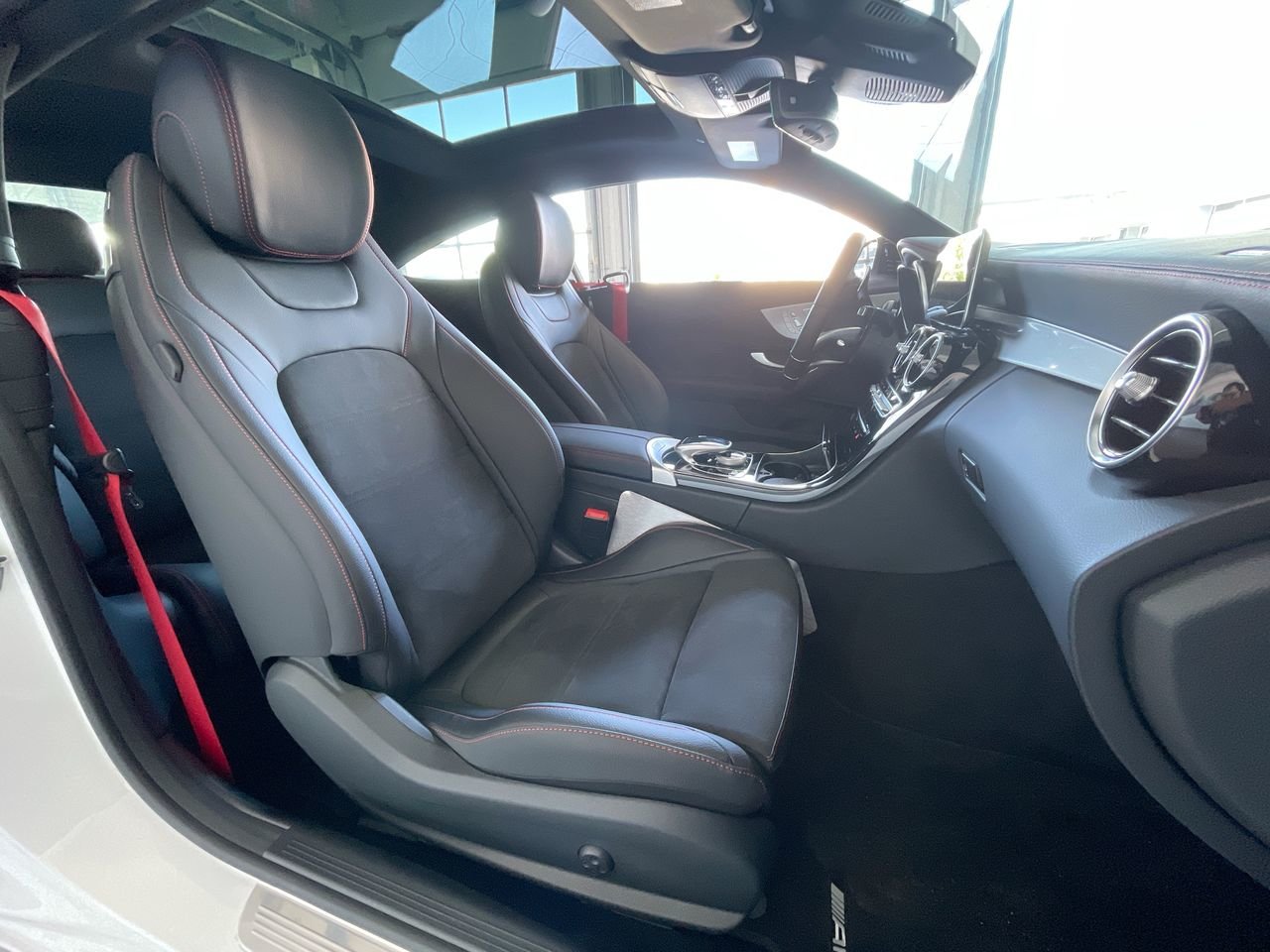 New 2023 Polar White Mercedes-Benz AMG C 43 4MATIC image 35