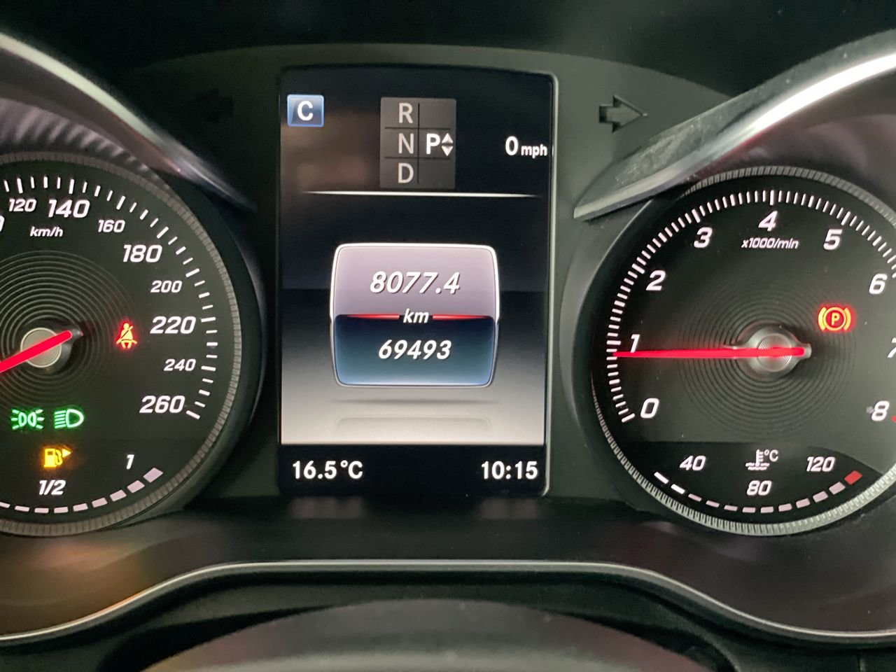 Used 2018 Polar White Mercedes-Benz 4MATIC Sedan image 23