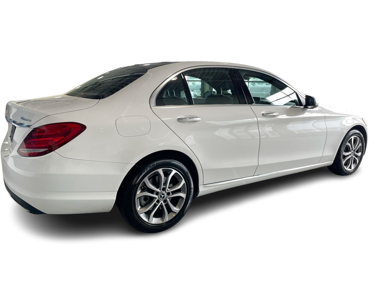 Used 2018 Polar White Mercedes-Benz 4MATIC Sedan image 13
