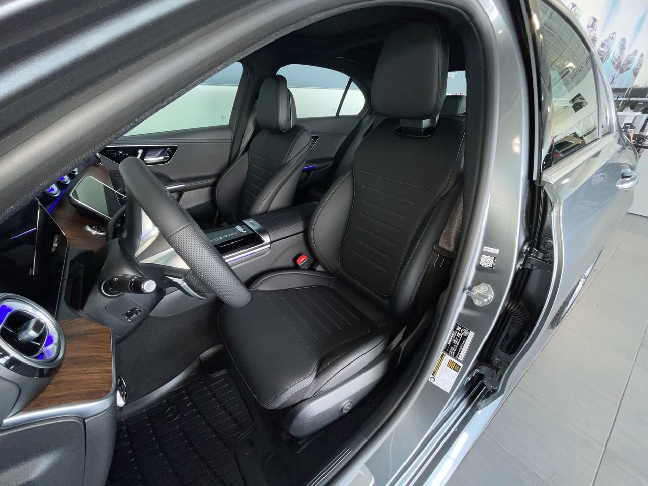 Used 2023 Selenite Grey Metallic Mercedes-Benz 4MATIC Sedan image 19