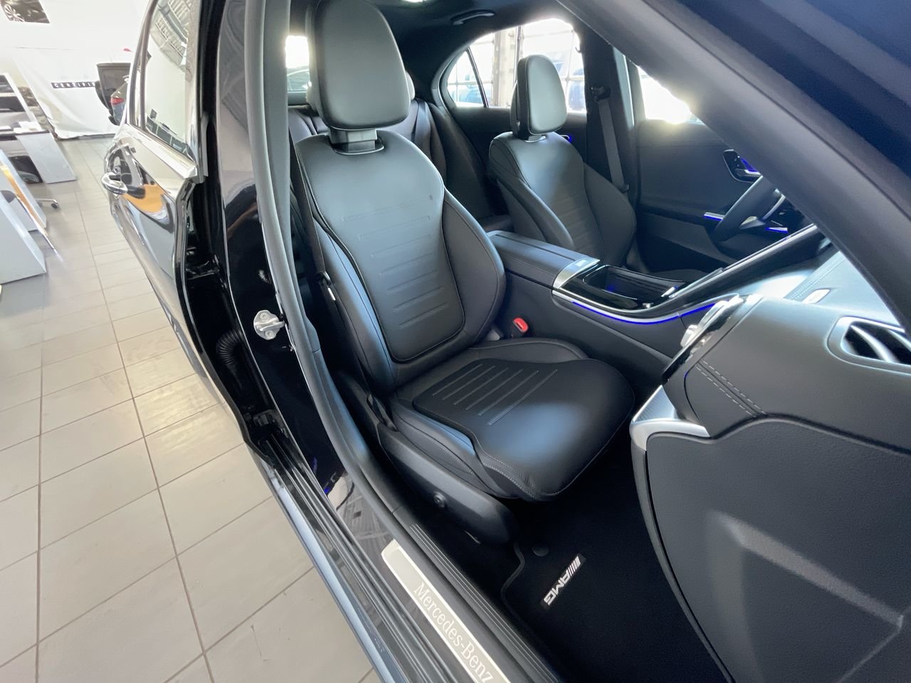 Used 2023 Obsidian Black Metallic Mercedes-Benz 4MATIC Sedan image 34