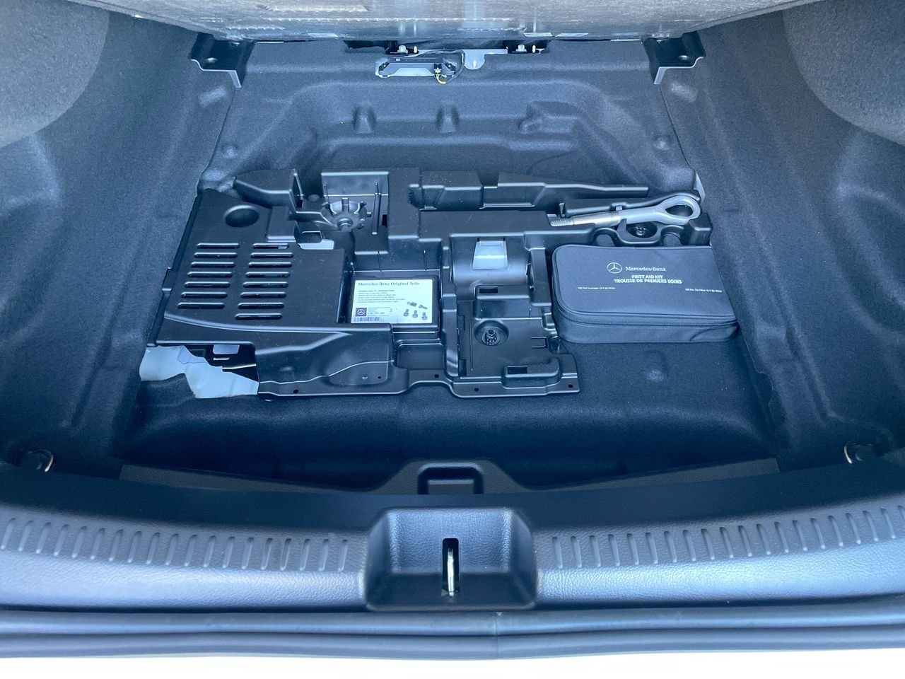 New 2023 Polar White Mercedes-Benz CLA 250 4MATIC image 20