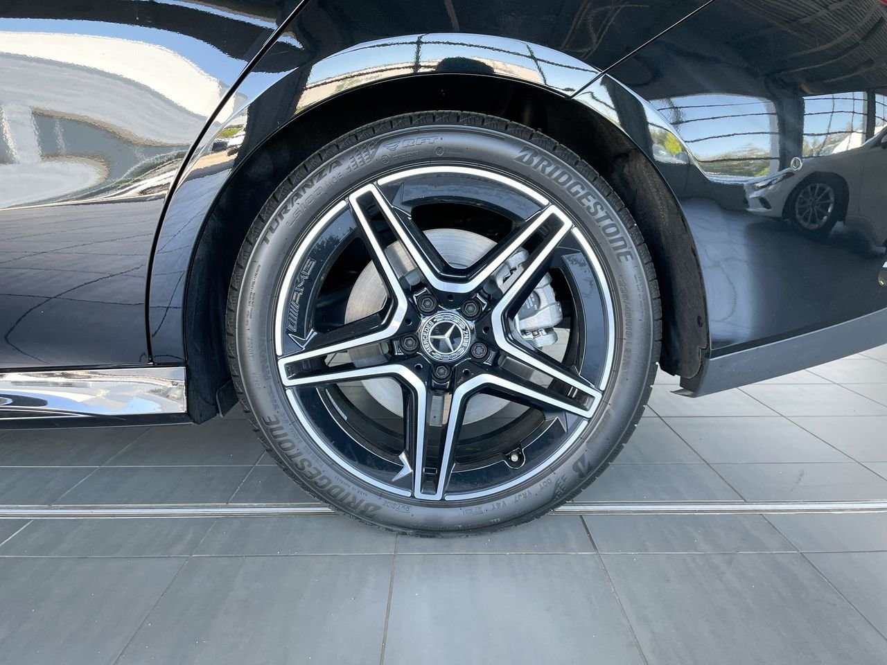 Used 2023 Cosmos Black Metallic Mercedes-Benz 4MATIC Coupe image 18