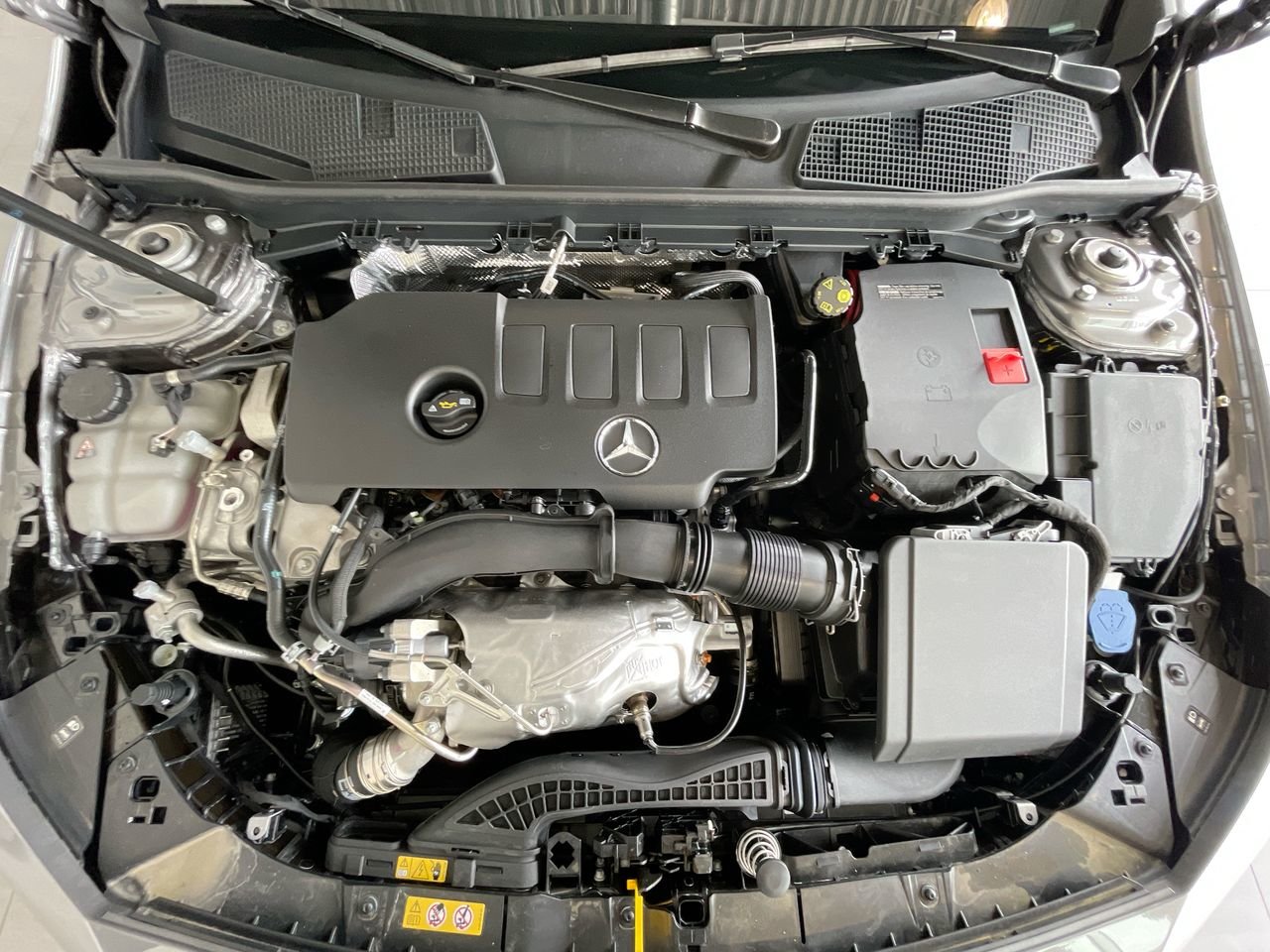 Used 2023 Mountain Grey Metallic Mercedes-Benz 4MATIC Coupe image 35
