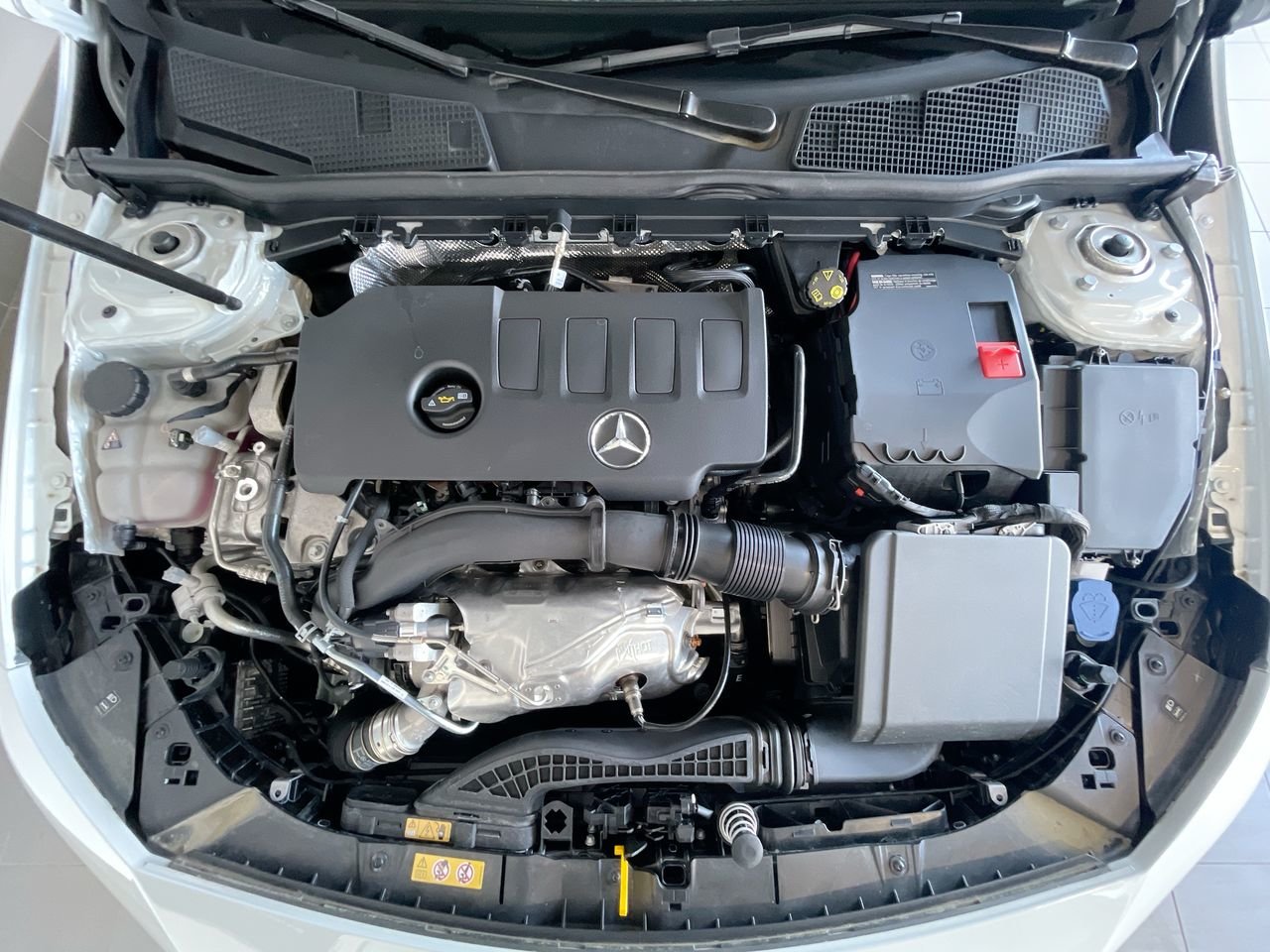 Used 2023 Digital White Metallic Mercedes-Benz 4MATIC Coupe image 35
