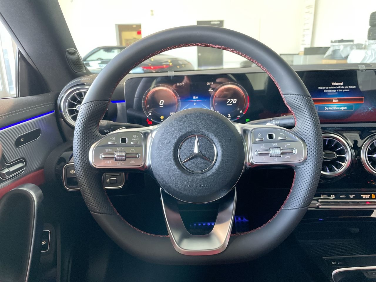 Used 2023 Polar White Mercedes-Benz 4MATIC Coupe image 22