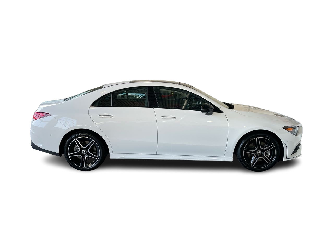 Used 2023 Polar White Mercedes-Benz 4MATIC Coupe image 15