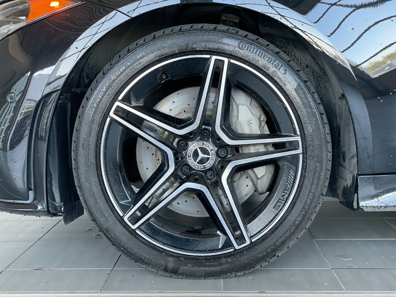 Certified Used 2021 Obsidian Black Met Mercedes-Benz 4MATIC Coupe image 18