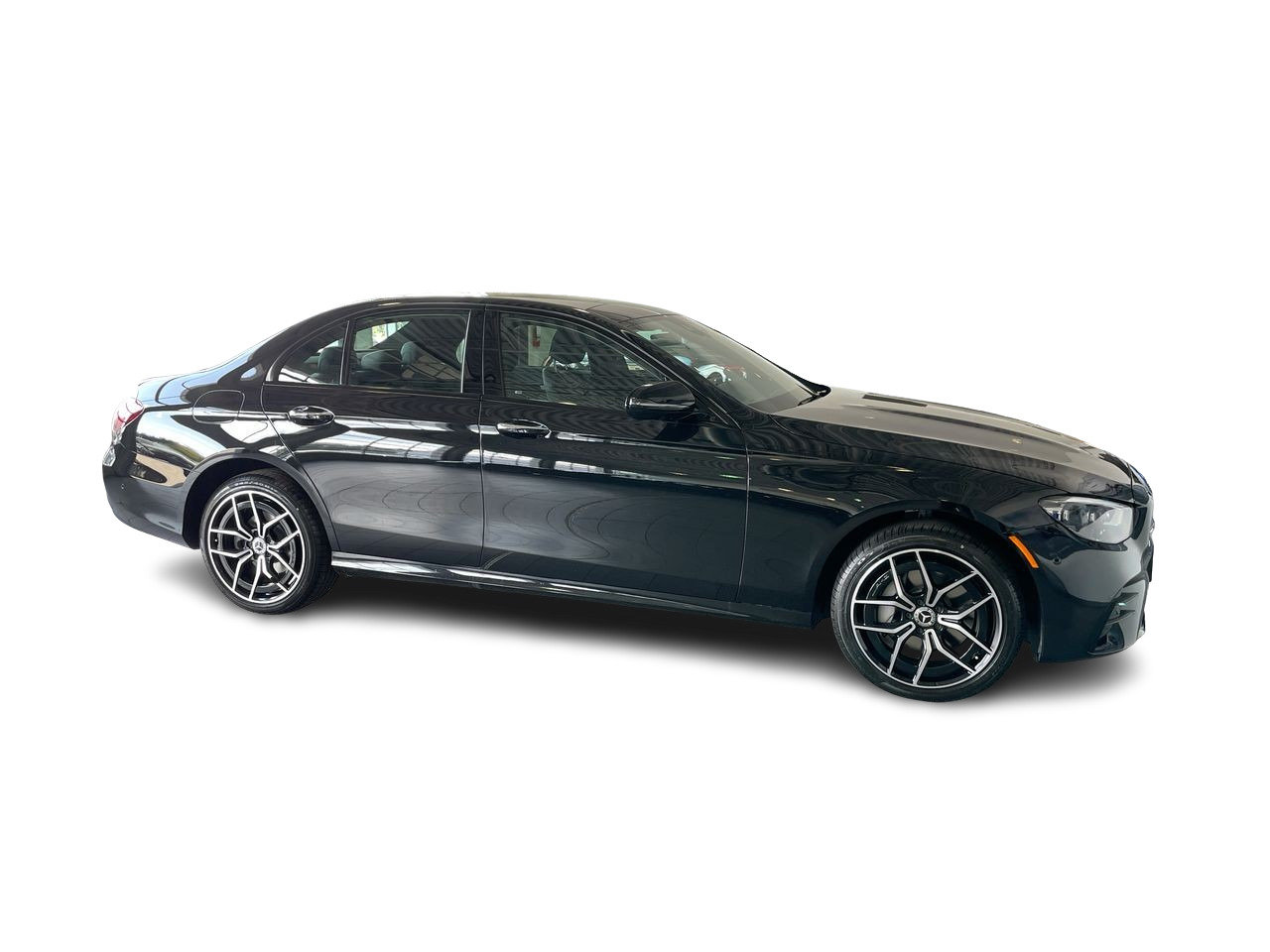 Used 2023 Obsidian Black Metallic Mercedes-Benz 4MATIC Sedan image 16