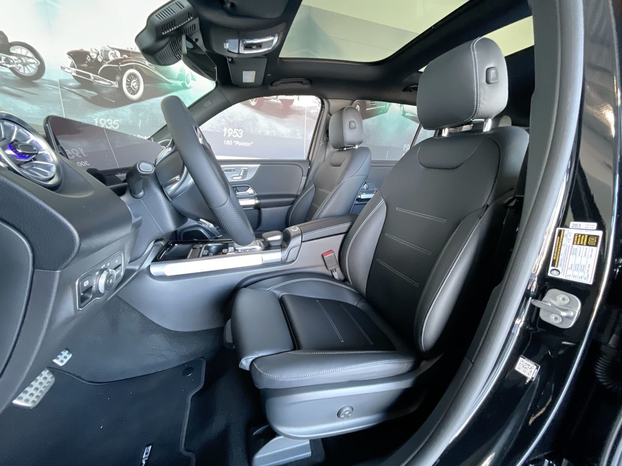 New 2023 Cosmos Black Mercedes-Benz EQB 350 4MATIC image 20