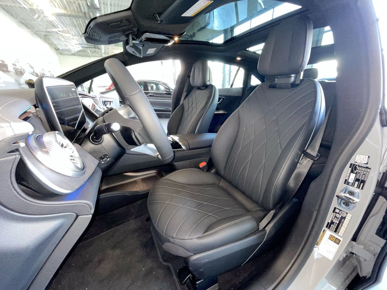 New 2023 MANUFAKTUR Alpine Grey Mercedes-Benz EQE 500 V4 image 20