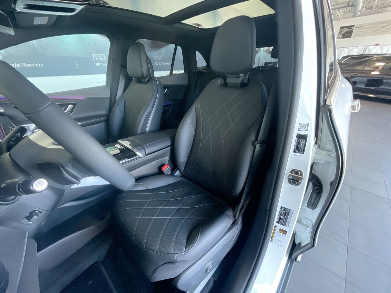 Used 2023 Polar White Mercedes-Benz 350 4MATIC SUV (Post-August Production) image 19