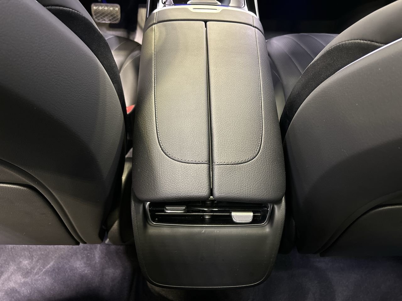 New 2023 Selenite Grey Metallic Mercedes-Benz EQE 350 4MATIC image 29