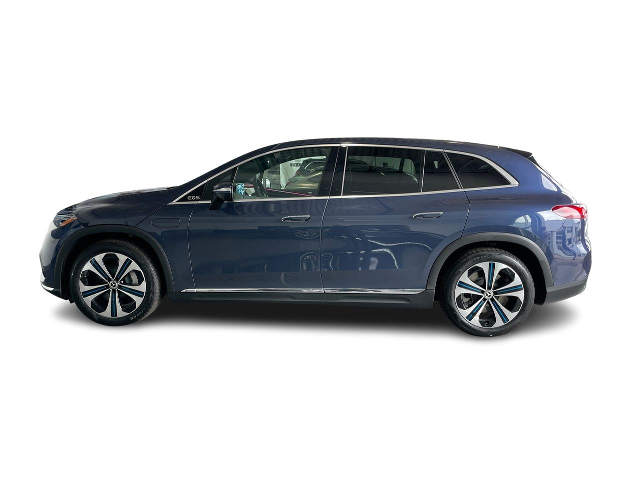 New 2023 Sodalite Blue Metallic Mercedes-Benz EQS 450 4MATIC image 7