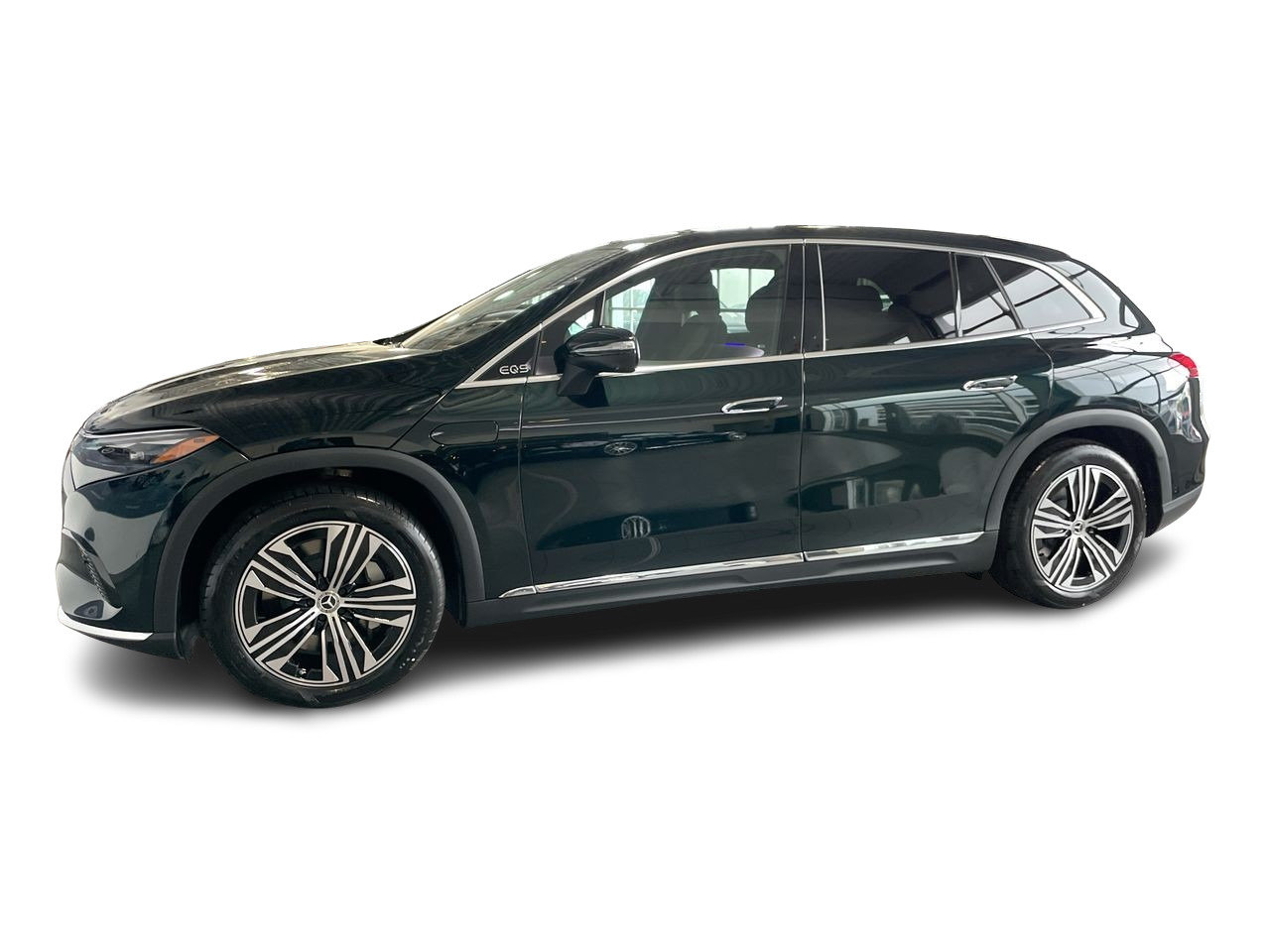New 2023 Emerald Green Metallic Mercedes-Benz EQS 450 4MATIC image 6