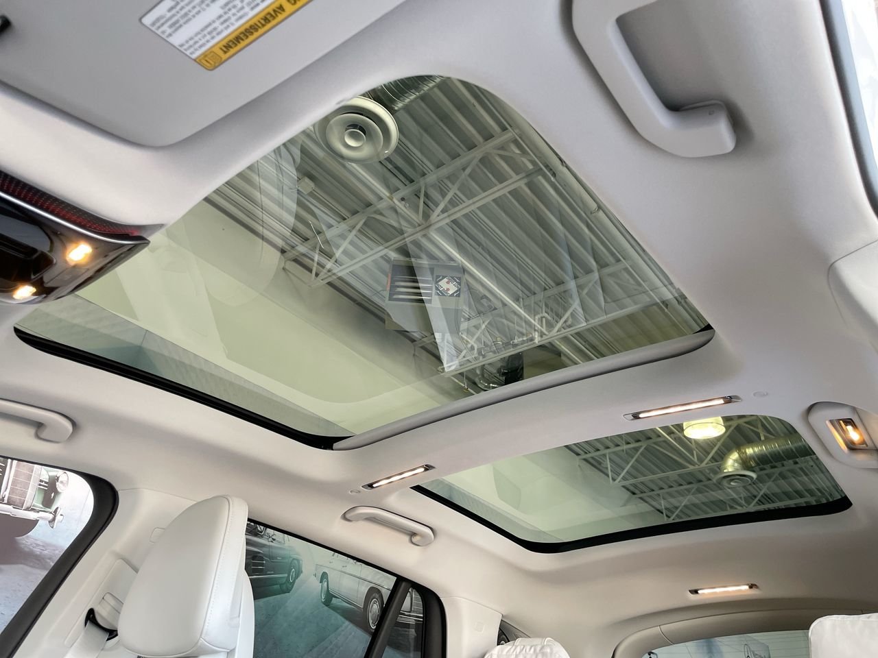 New 2023 Polar White Mercedes-Benz EQS 450 4MATIC image 30