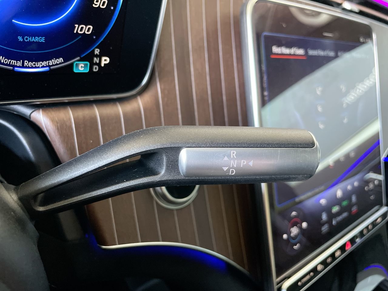 New 2023 Obsidian Black Metallic Mercedes-Benz EQS 450 V4 image 28