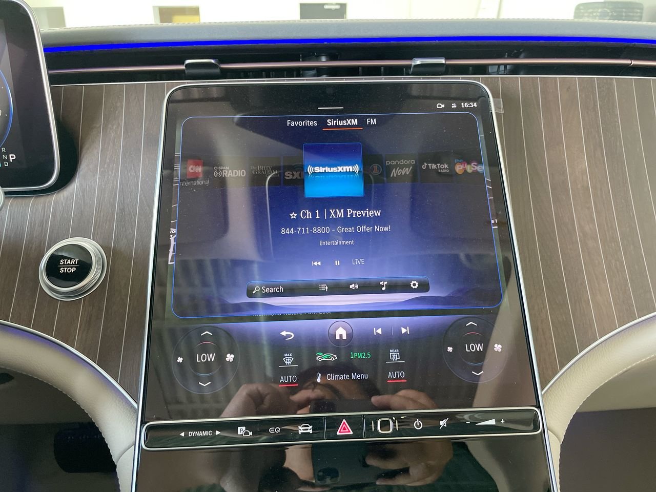 New 2023 Polar White Mercedes-Benz EQS 450 4MATIC image 24