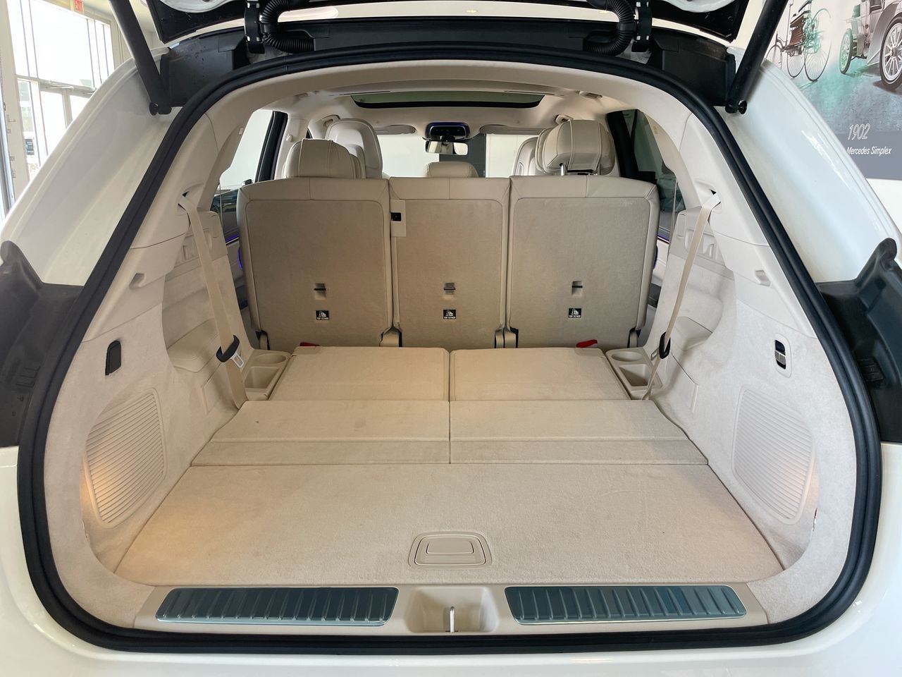 New 2023 Polar White Mercedes-Benz EQS 450 4MATIC image 33