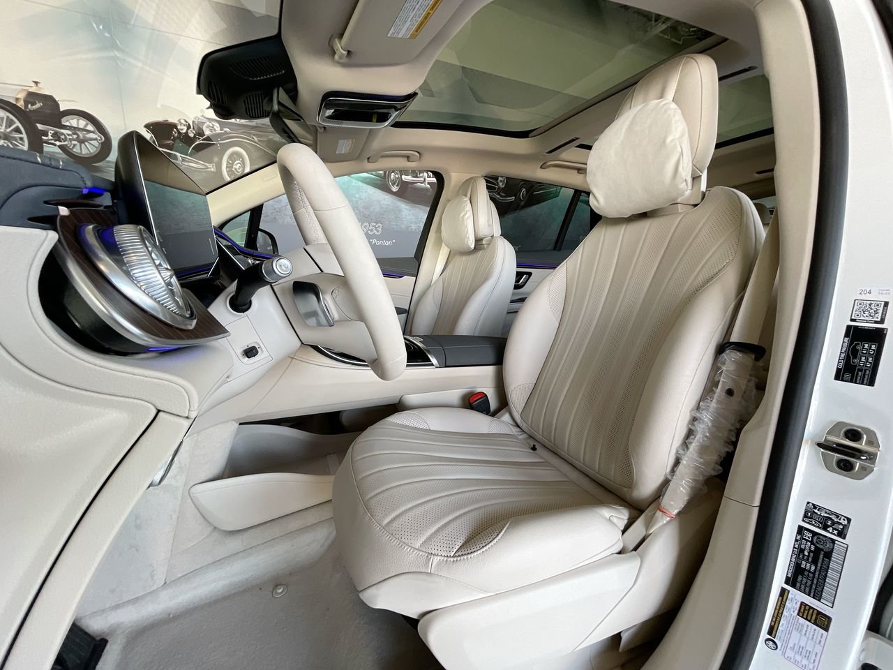 New 2023 Polar White Mercedes-Benz EQS 450 4MATIC image 19