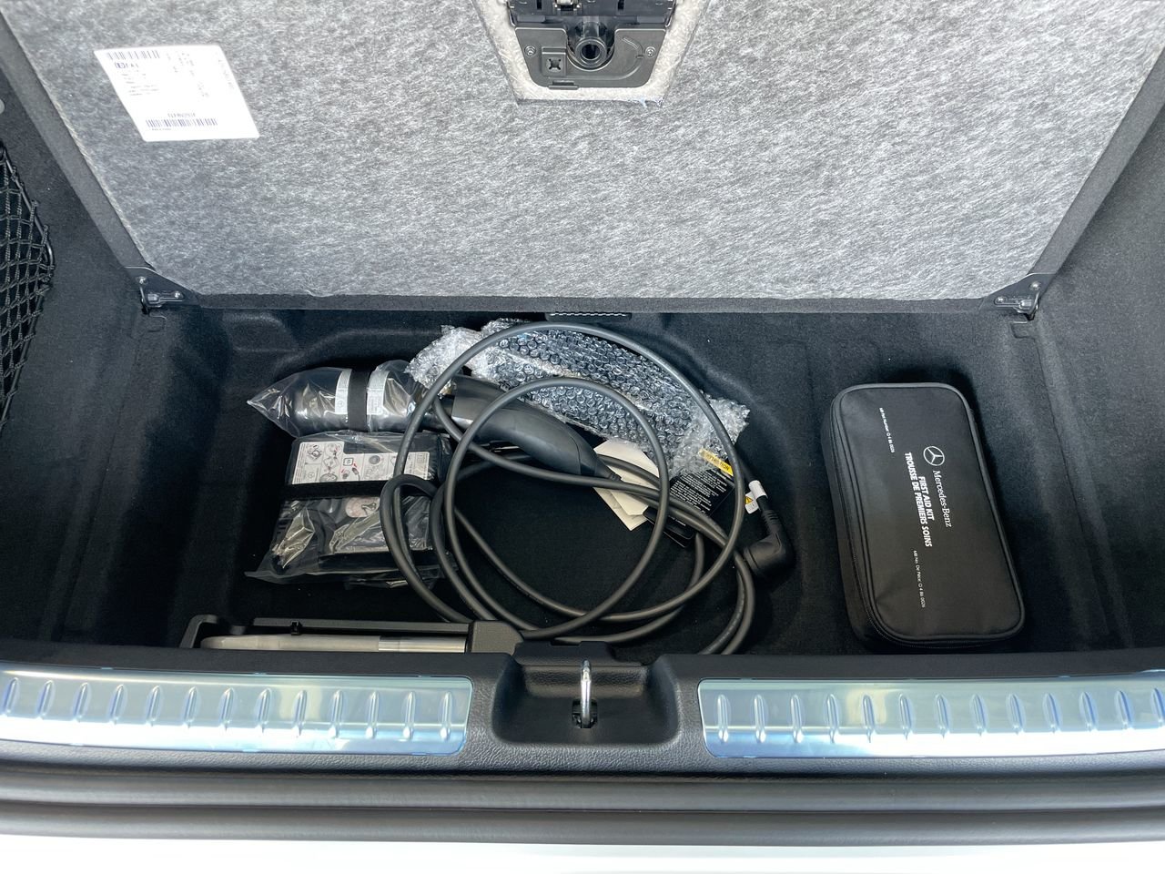 New 2023 Polar White Mercedes-Benz AMG EQS image 33