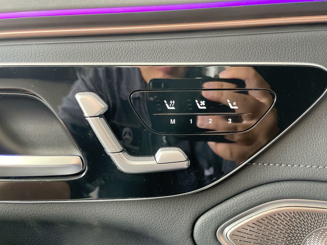 New 2023 Polar White Mercedes-Benz AMG EQS image 20