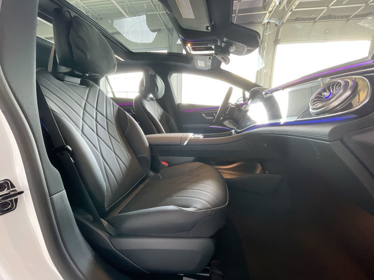 New 2023 Polar White Mercedes-Benz AMG EQS image 34