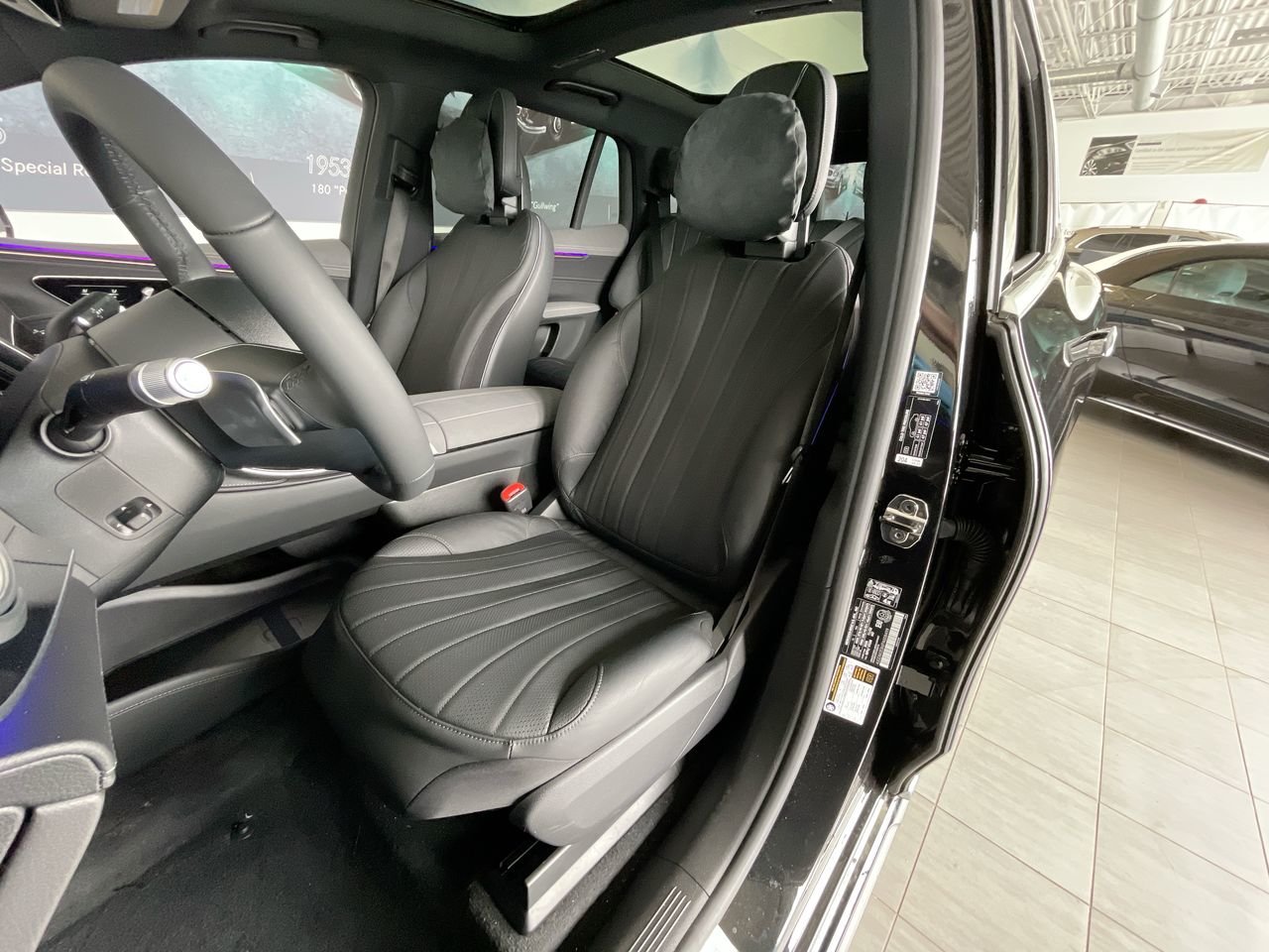 Used 2023 Obsidian Black Mercedes-Benz 450 SUV (Pre-August Production) image 19
