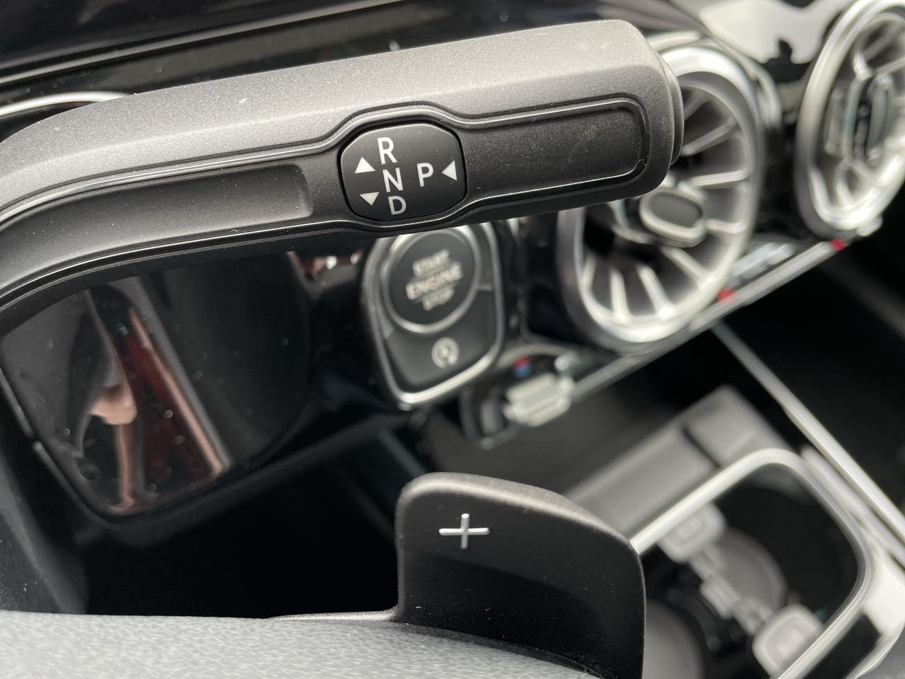 New 2023 Polar White Mercedes-Benz 250 4MATIC image 30