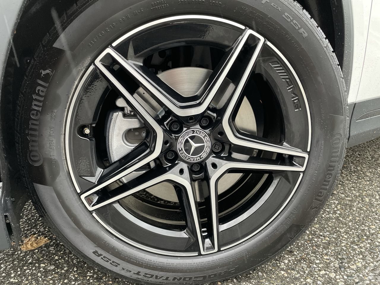 New 2023 Polar White Mercedes-Benz 250 4MATIC image 18