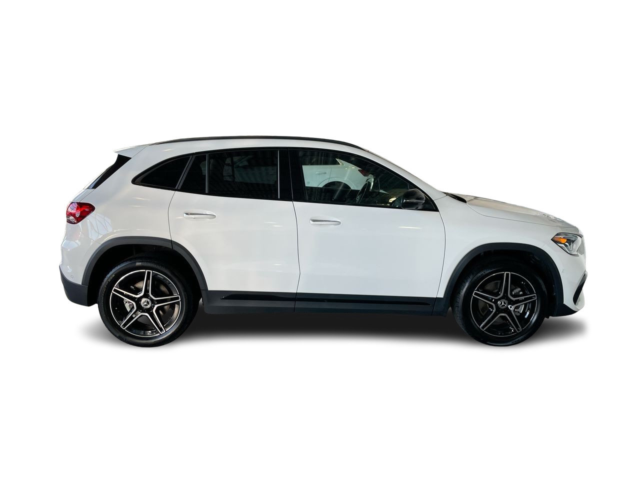 Used 2023 Polar White Mercedes-Benz 4MATIC SUV image 15