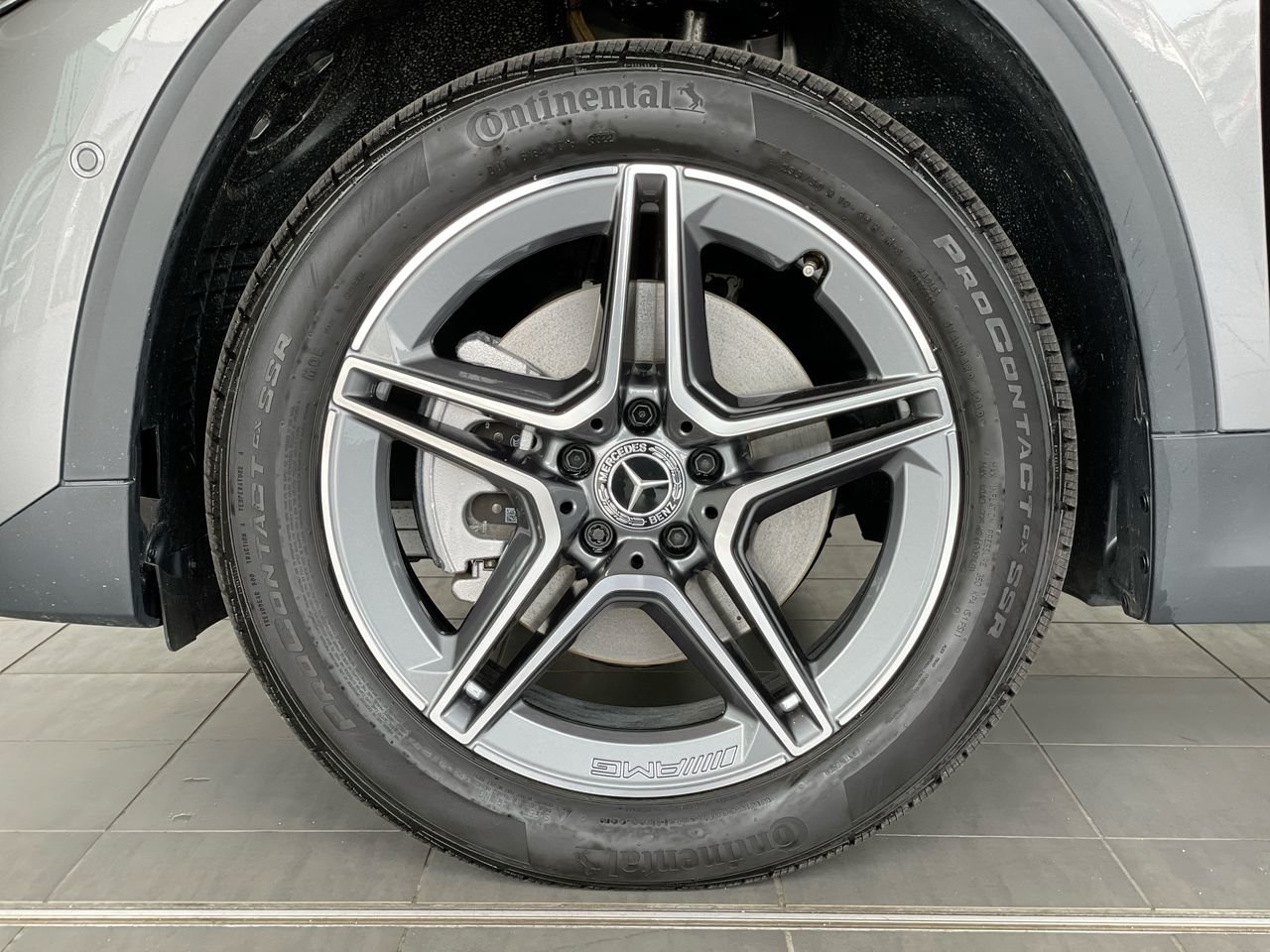 Used 2023 Mountain Grey Metallic Mercedes-Benz 4MATIC SUV image 18