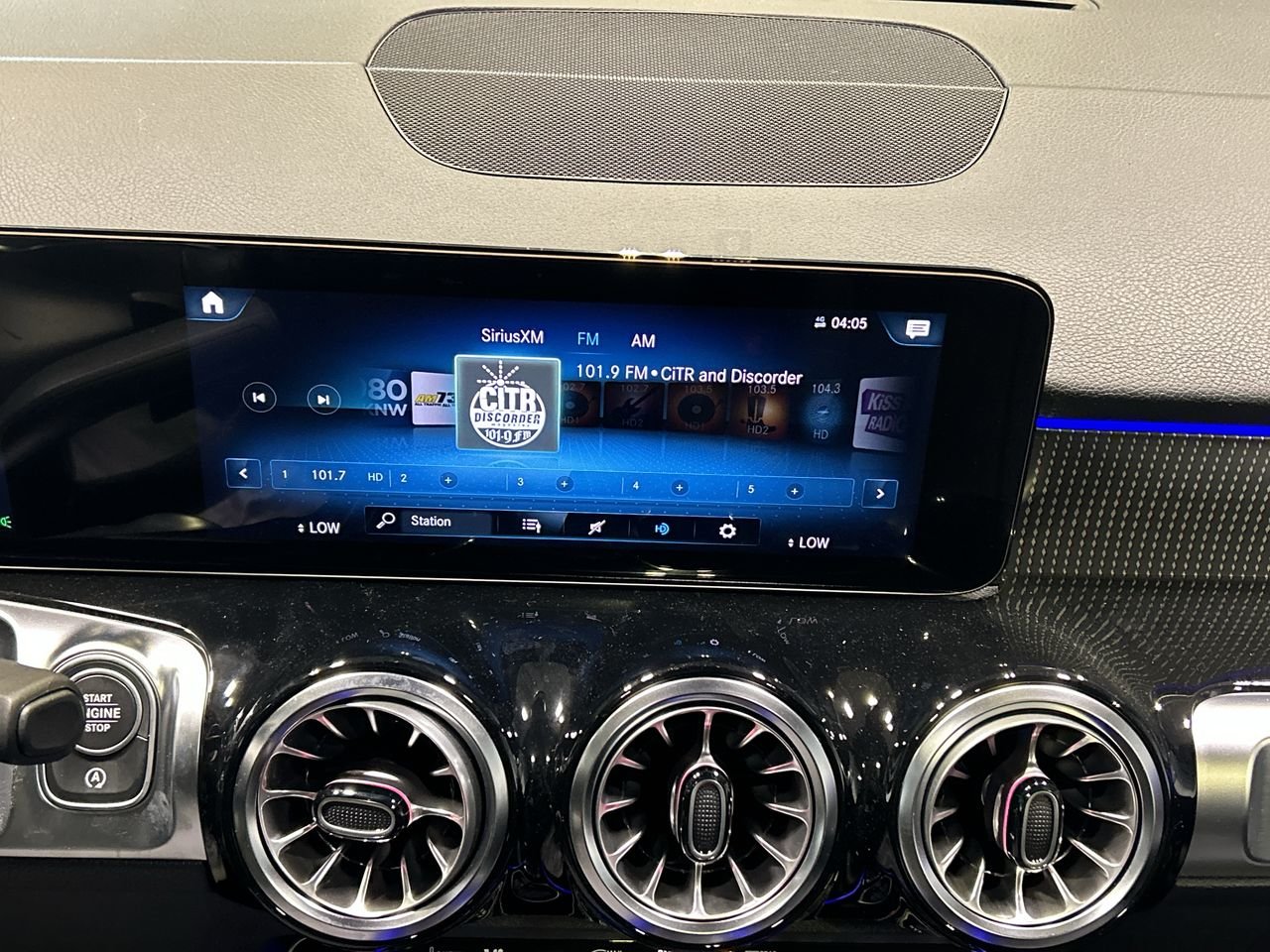 New 2023 Night Black Mercedes-Benz 250 4MATIC image 25